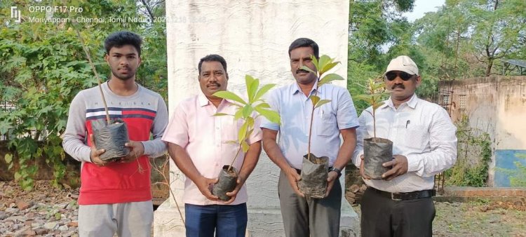 மரக்கன்றுகள் நடும் நிகழ்வு