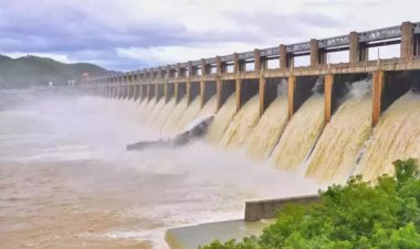 நடப்பாண்டில் 2-வது முறையாக முழு கொள்ளளவை எட்டிய மேட்டூர் அணை