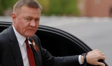 ரஷ்யாவில் புதின் பதவி நீக்கிய அமைச்சர் மர்ம மரணம் - என்ன நடந்தது? முழு பின்னணி