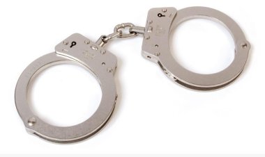 சென்னை | திரைப்படங்களுக்கு பயன்படுத்தும் போலி பணத்தை வங்கியில் செலுத்த முயன்ற 2 பேர் கைது