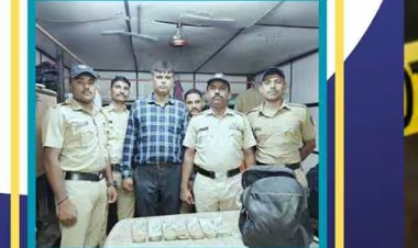 ரயிலில் தவறவிட்ட ரூ.3.2 லட்சம் பயணியிடம் ஒப்படைப்பு: ரயில்வே போலீசாருக்கு பாராட்டு