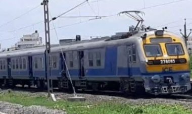 வருகிற 15, 17-ந்தேதிகளில் சென்ட்ரல்-கும்மிடிப்பூண்டி இடையே 25 மின்சார ரெயில்கள் ரத்து