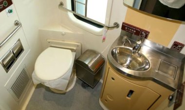 ரயில் எஞ்சினில் கழிப்பறை இருக்காது... லோகோ பைலட் எப்படி சமாளிப்பாங்க...? அவசியம் தெரிஞ்சுக்கோங்க