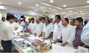 டாஸ்மாக் கடைகளை அகற்ற கோரிக்கை: சூலூர் எம்.எல்.ஏ கோவை கலெக்டரிடம் மனு