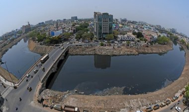 கூவம் ஆற்றின் கரையோரங்களில் உள்ள நீர்நிலை ஆக்கிரமிப்புகளை 8 வாரத்துக்குள் அகற்ற உத்தரவு