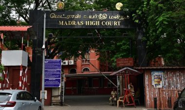 லயோலா கல்லூரி உதவி பேராசிரியர்கள் நியமனத்துக்கு ஒப்புதல் வழங்க அரசுக்கு ஐகோர்ட் உத்தரவு