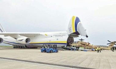 இந்திய ராணுவத்திடம் 3 அப்பாச்சி ஹெலிகாப்டர்களை ஒப்படைத்தது போயிங்