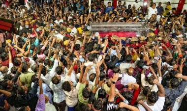 அரசு மரியாதையுடன் கேரள முன்னாள் முதல்வர் வி.எஸ்.அச்சுதானந்தன் உடல் தகனம்