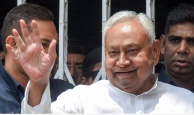 பிஹாரில் பத்திரிகையாளர்களின் மாதாந்திர ஓய்வூதியம் ரூ.15,000 ஆக உயர்வு: நிதிஷ் உத்தரவு