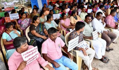 சம வேலைக்கு சம ஊதியம் கோரி காலவரையற்ற போராட்டம்: இடைநிலை ஆசிரியர்கள் எச்சரிக்கை