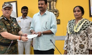 ஆந்திர டிஜிபி முன்னிலையில் 21 நக்சலைட்கள் சரண்