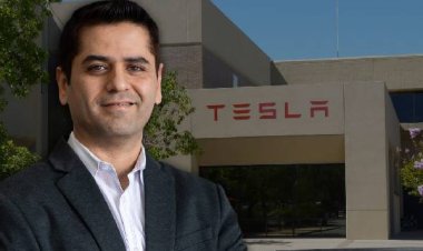 உலகின் மிகப்பெரிய பணக்காரரின் பணத்தை நிர்வகிக்கும் இந்தியர்: சம்பளம் ரூ 1100 கோடி