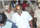 சுழற்றி அடிக்கும் சொத்து வரி முறைகேடு: அதிமுகவினருக்கும் ஆபத்து? - மதுரைக்கு மேயராக மந்திரிகளை வட்டமிடும் கவுன்சிலர்கள்!