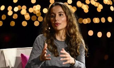 ரூ. 8,757 கோடி சம்பளம்.. Meta நிறுவன வேலையை உதறித் தள்ளிய மீரா முராதி - யார் இவர்?