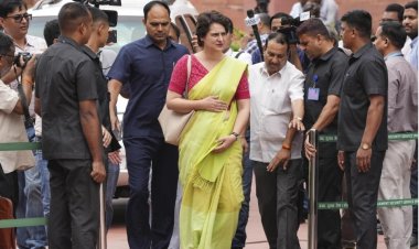 Bihar SIR குறித்து நாடாளுமன்ற விவாதத்துக்கு அரசு ஒப்புக்கொள்ள வேண்டும்: பிரியங்கா காந்தி