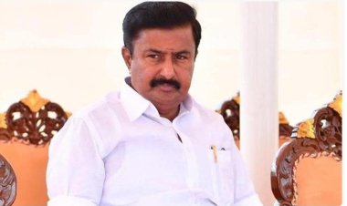 அண்ணா, கருணாநிதி நினைவிடங்களில் அமைச்சர் சாமிநாதன் ஆய்வு: பணிகளை விரைந்து முடிக்க அறிவுறுத்தல்