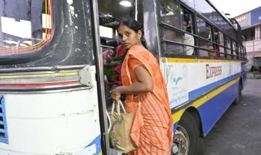 ஆந்திரா முழுவதும் பேருந்துகளில் பெண்கள் இலவச பயணம் - ‘ஸ்ரீ சக்தி’ திட்டம் ஆகஸ்ட் 15-ம் தேதி தொடக்கம்