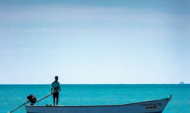 மீனவர்கள் கைது செய்யப்படுவதை தடுக்க கடலோர காவல் படையினர் தீவிர ரோந்து