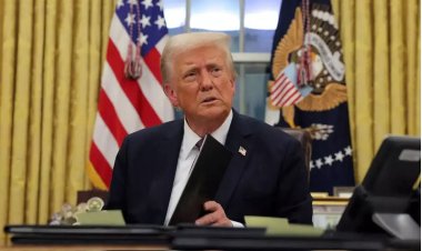 அடுத்த 24 மணி நேரத்தில் இந்திய பொருள்களுக்கு மீண்டும் வரி விதிக்கப்படும்: அதிபர் டிரம்ப்