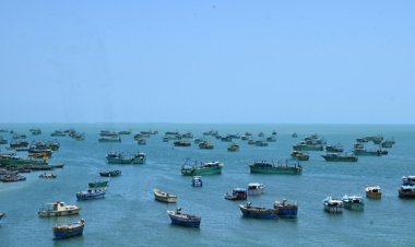 இலங்கை சிறையிலுள்ள மீனவர்களை விடுவிக்கக் கோரி பாம்பன் மீனவர்கள் வேலை நிறுத்தம்