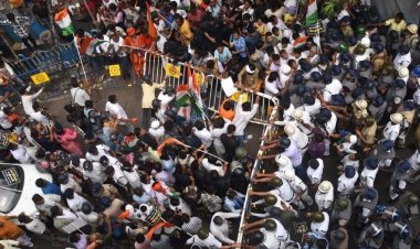 பெண் மருத்துவர் கொலையை கண்டித்து கொல்கத்தாவில் பெரும் ஆர்ப்பாட்டம்