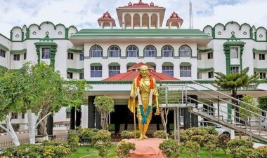 சட்டவிரோத வருவாயை பிரிக்கவே மாதந்தோறும் கூட்டம்: கனிமவள அதிகாரிகள் மீது நீதிபதி கடும் அதிருப்தி