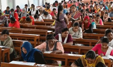 டிஎன்பிஎஸ்சி குரூப் 4: மறுதேர்வு நடத்தக்கோரி சென்னையில் தேர்வர்கள் போராட்டம்