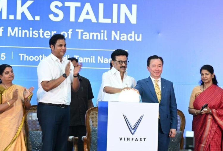 தூத்துக்குடியில் மின்சார கார் தொழிற்சாலையை திறந்து வைத்தார் முதல்வர் ஸ்டாலின்