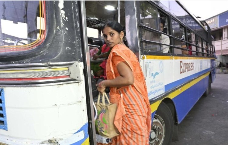 ஆந்திரா முழுவதும் பேருந்துகளில் பெண்கள் இலவச பயணம் - ‘ஸ்ரீ சக்தி’ திட்டம் ஆகஸ்ட் 15-ம் தேதி தொடக்கம்