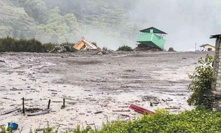 உத்தரகாசி மேக வெடிப்பால் பெருவெள்ளம்: ராணுவ வீரர்கள் 10 பேர் மாயம் என தகவல்