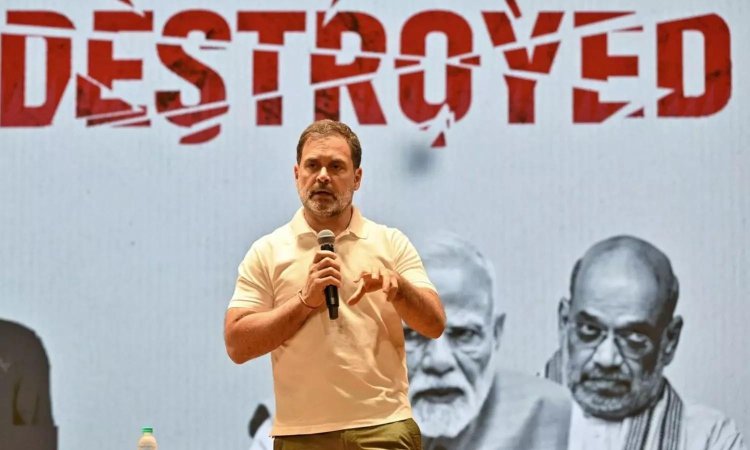 குற்றச்சாட்டுகளை ஏன் மறுக்கவில்லை?.. வாக்கு திருட்டு தரவுகளை கேட்ட தேர்தல் ஆணையத்திற்கு ராகுல் கேள்வி