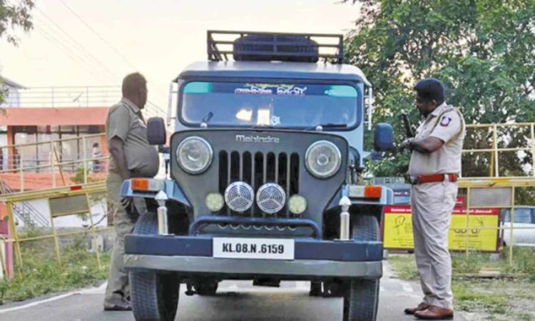 தமிழக-கேரள எல்லையில் மாவோயிஸ்டுகள் நடமாட்டமா? தீவிர வாகன சோதனை