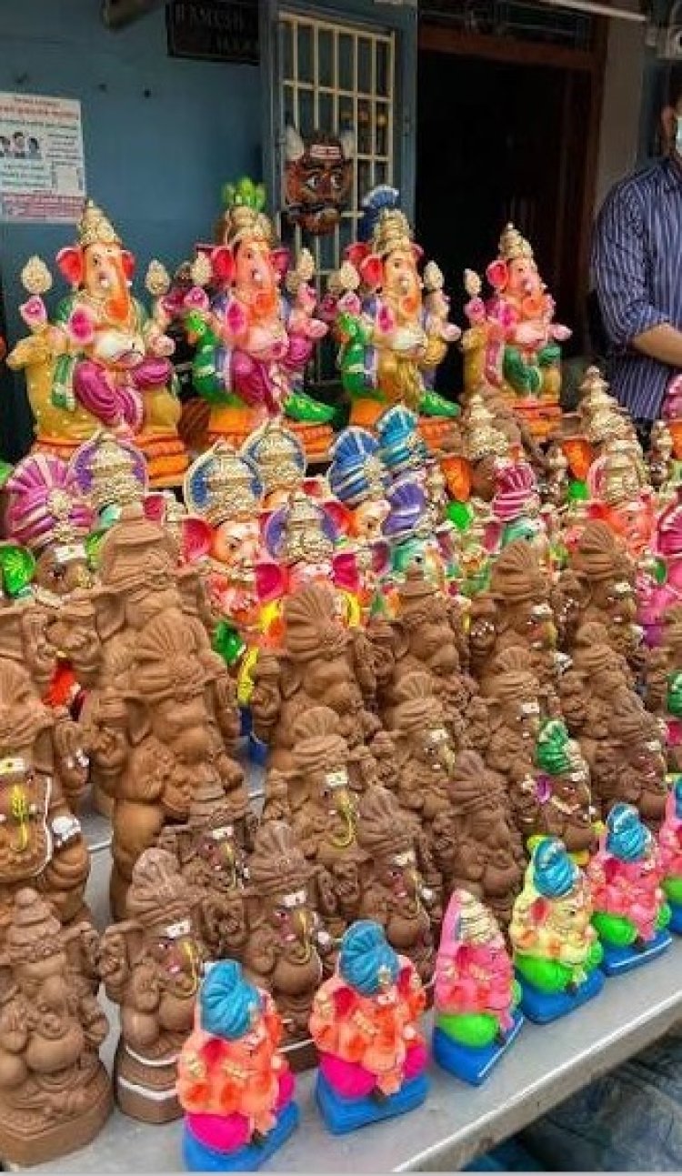 தூத்துக்குடியில் விநாயகர் சிலைகள் வாங்க குவியும் மக்கள்..!
